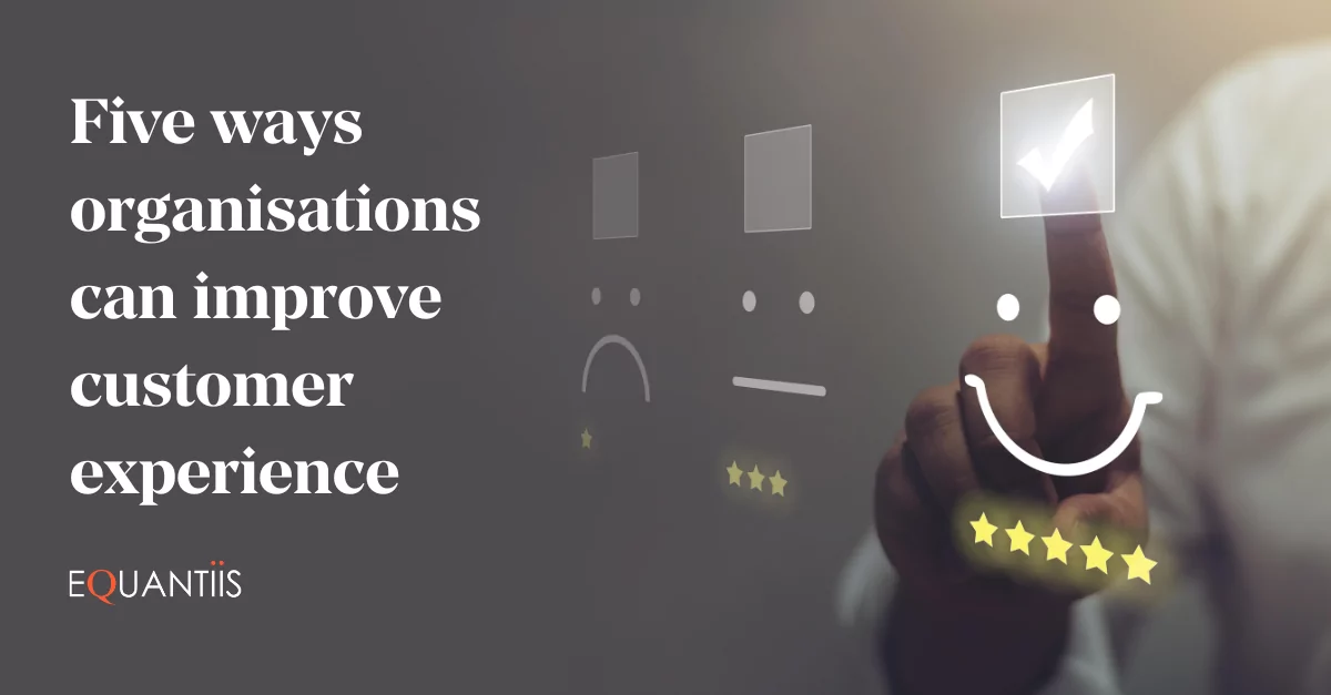 Five ways organisations can improve customer experience. man leaving a 5-star review